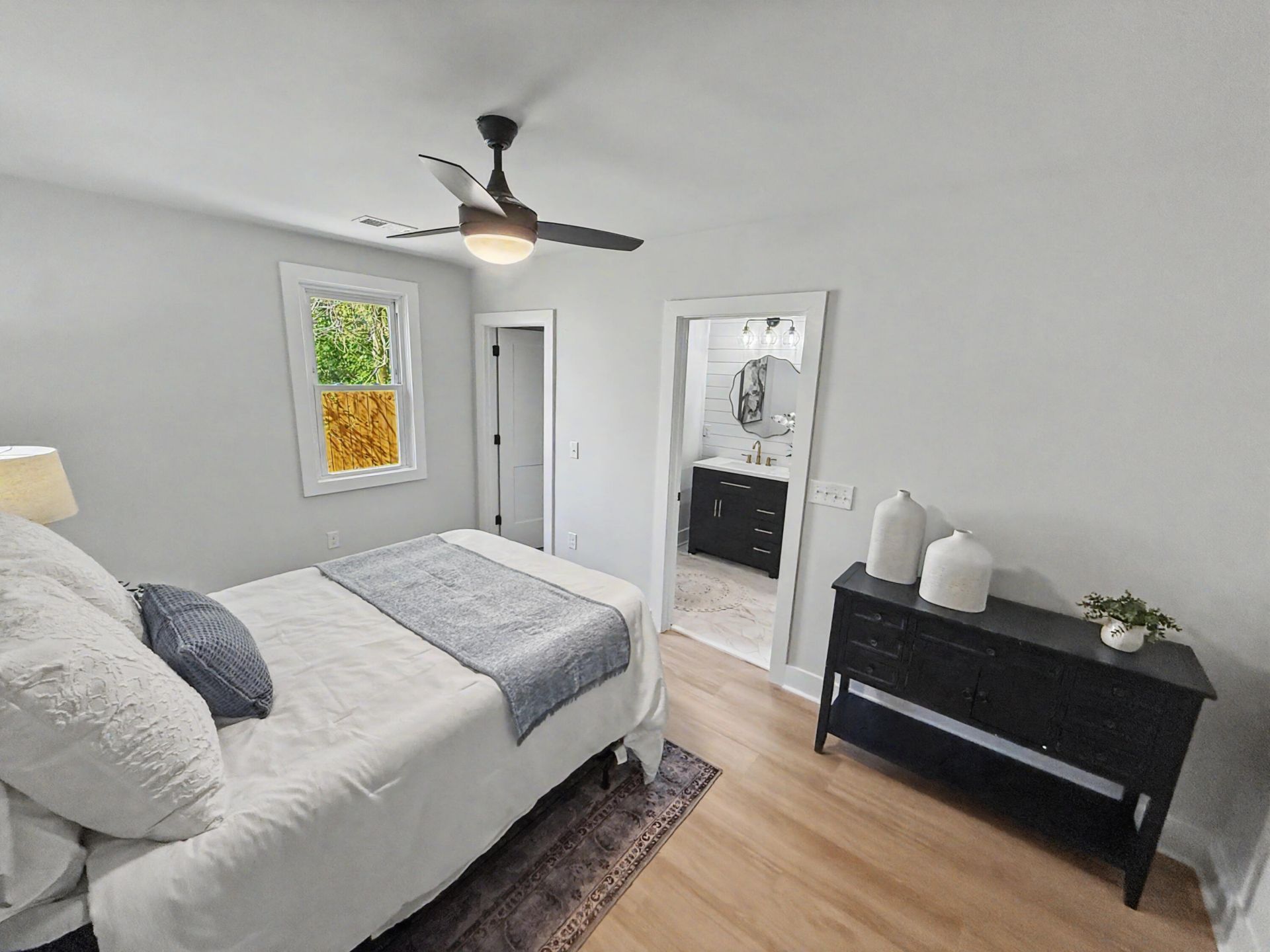 2132 Commander Road Photo 16