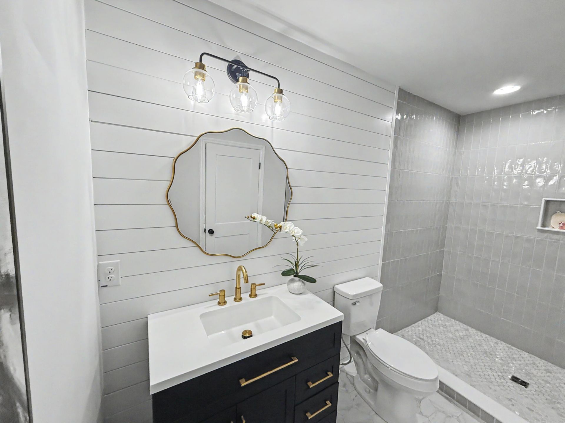 2132 Commander Road Photo 18