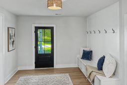 2132 Commander Road photo 4