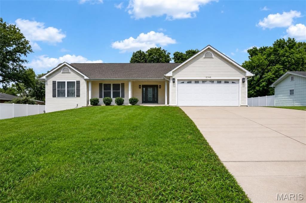2745 Saint Peters Howell Road , Saint Peters, MO 63376 Main Photo