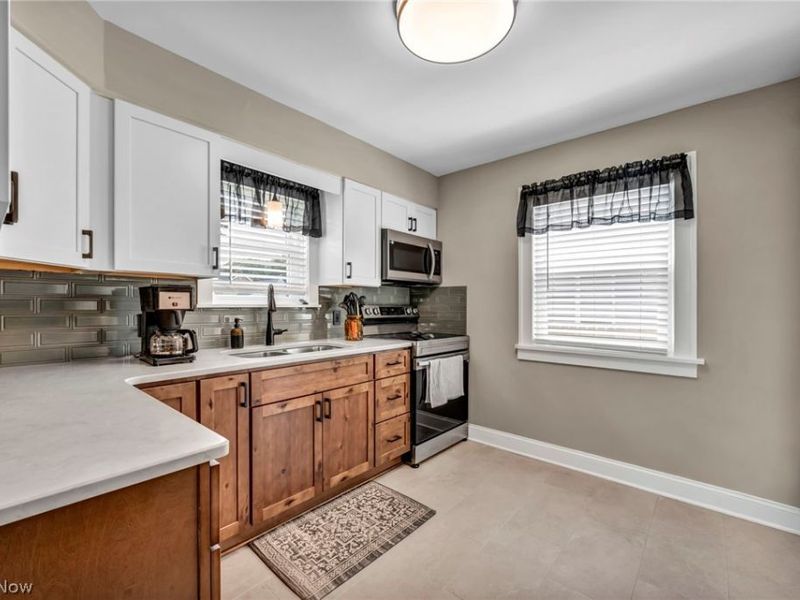 5697 W 54th Street, Parma, OH 44129 Photo 15