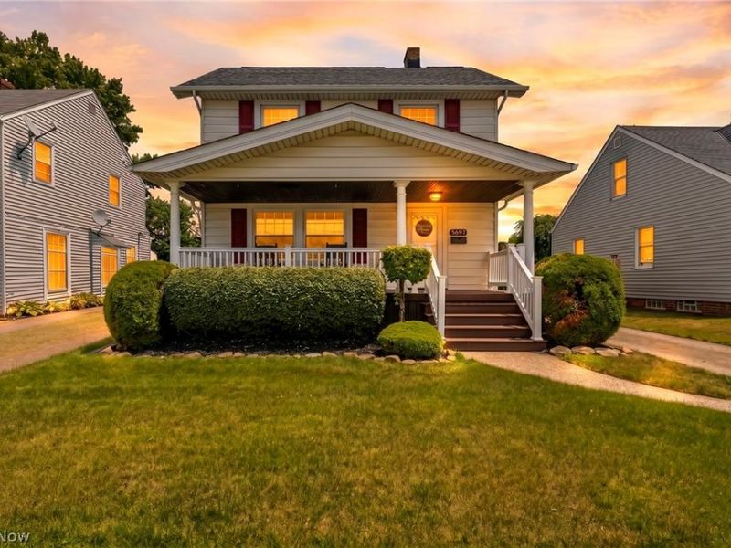 5697 W 54th Street, Parma, OH 44129 Photo 3