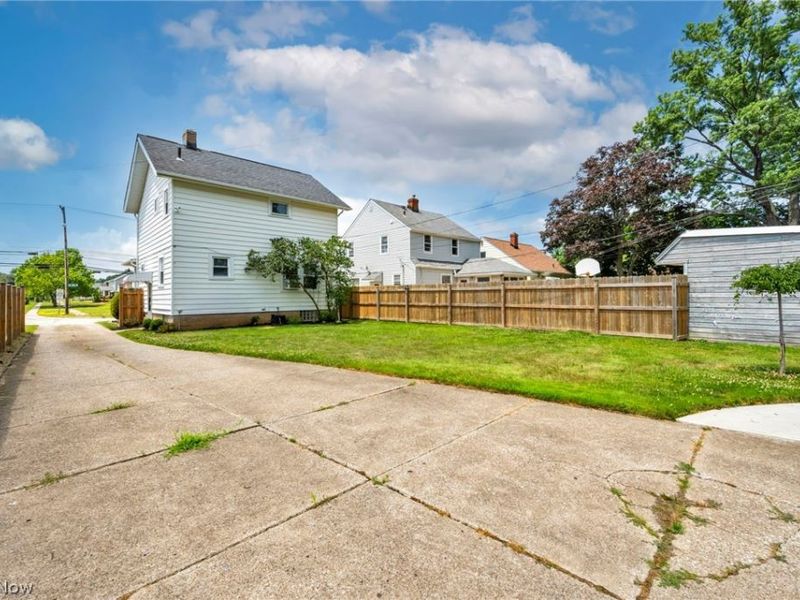 5697 W 54th Street, Parma, OH 44129 Photo 38