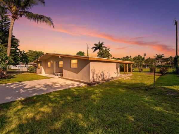 14310 SW 271st Ter , Homestead, FL 33032