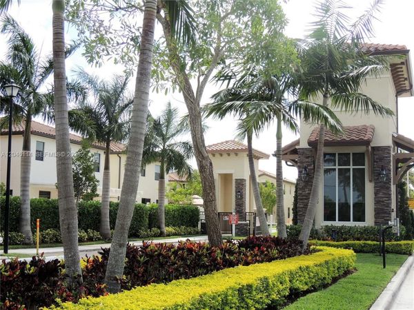 3538 W 88th Terrace , Unit 3538, Hialeah Gardens, FL 33018