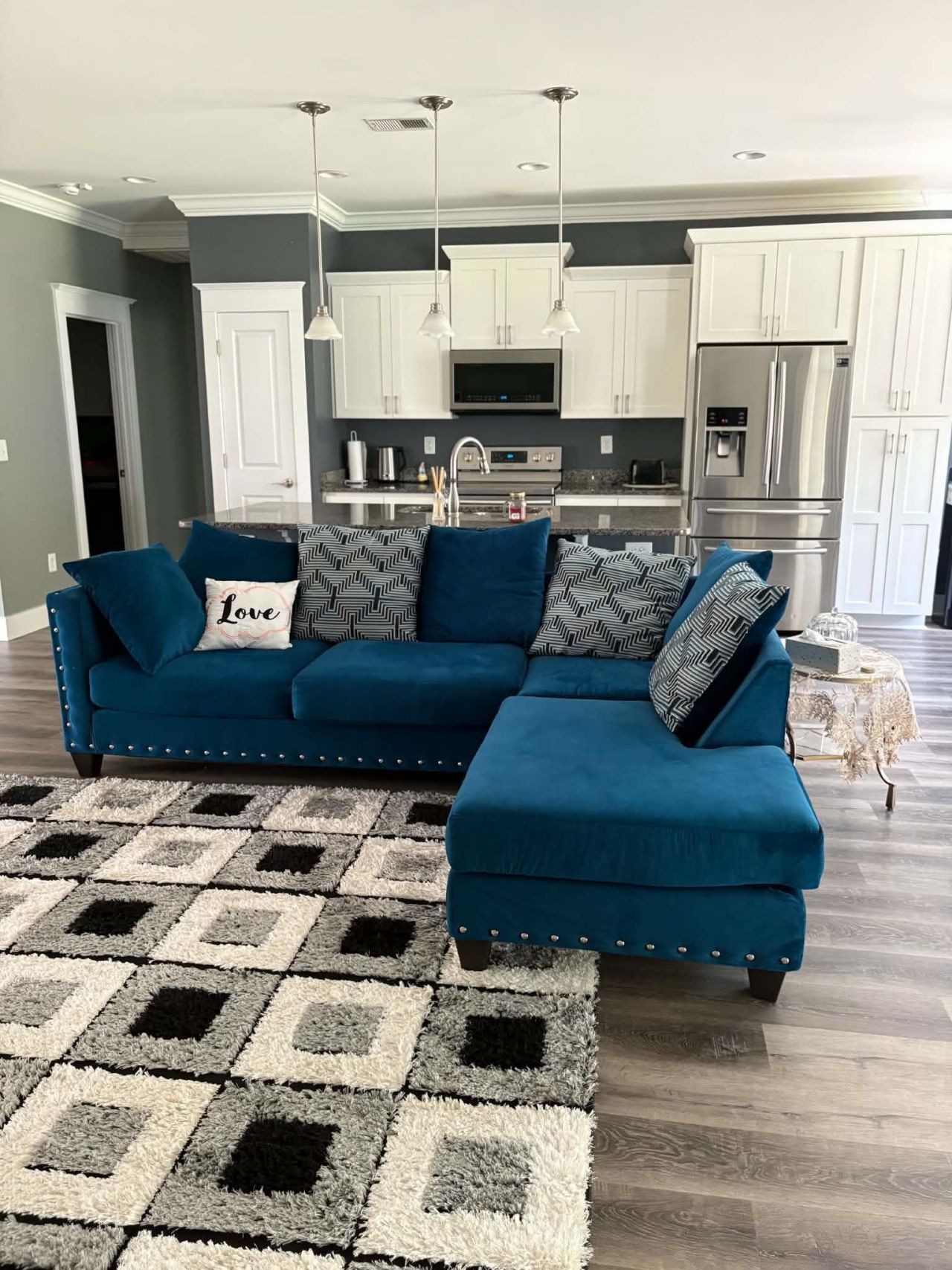 601 West Oak Circle Dr. Photo 10