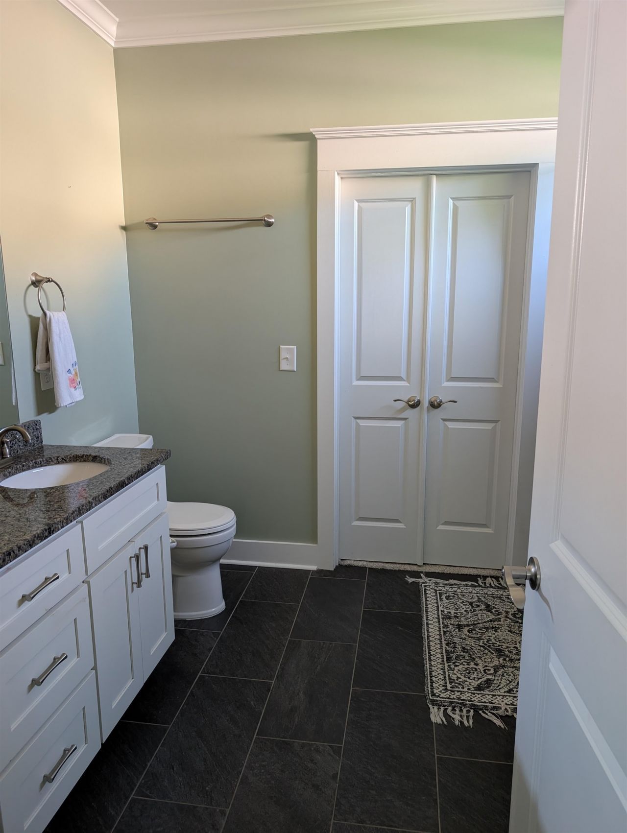 601 West Oak Circle Dr. Photo 37