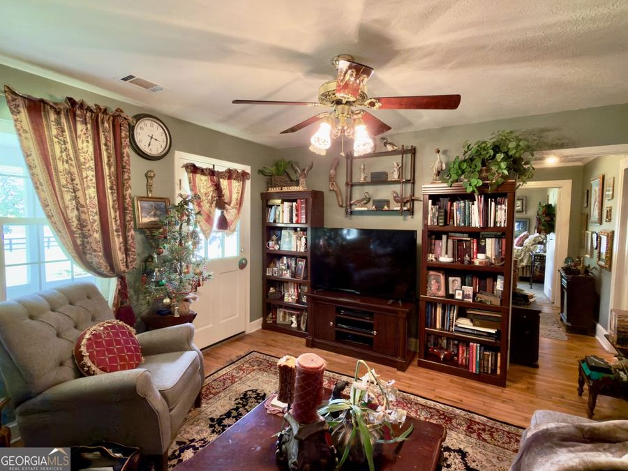 Property Image 36