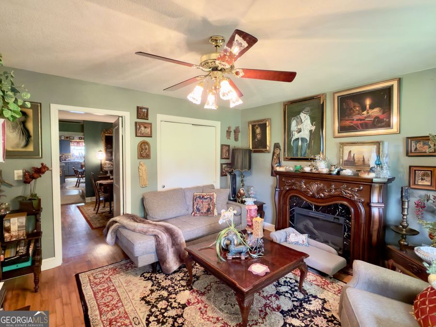 Property Image 37