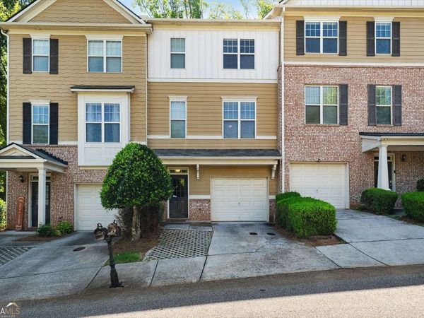 1798 Oakbrook Lane NW, Unit 8, Kennesaw, GA 30152