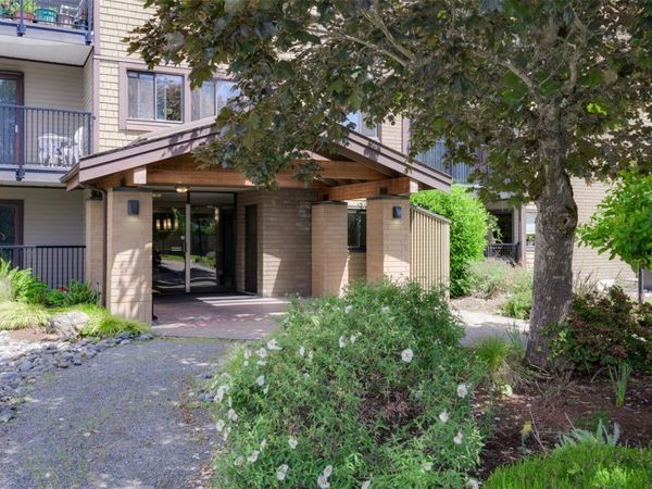 1870 McKenzie Ave, Unit #320, Saanich, BC V8N 4X3