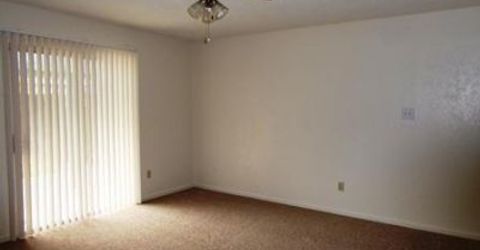 8964-8966 Laguna Vista Ct, Elk Grove, CA 95624 Photo
