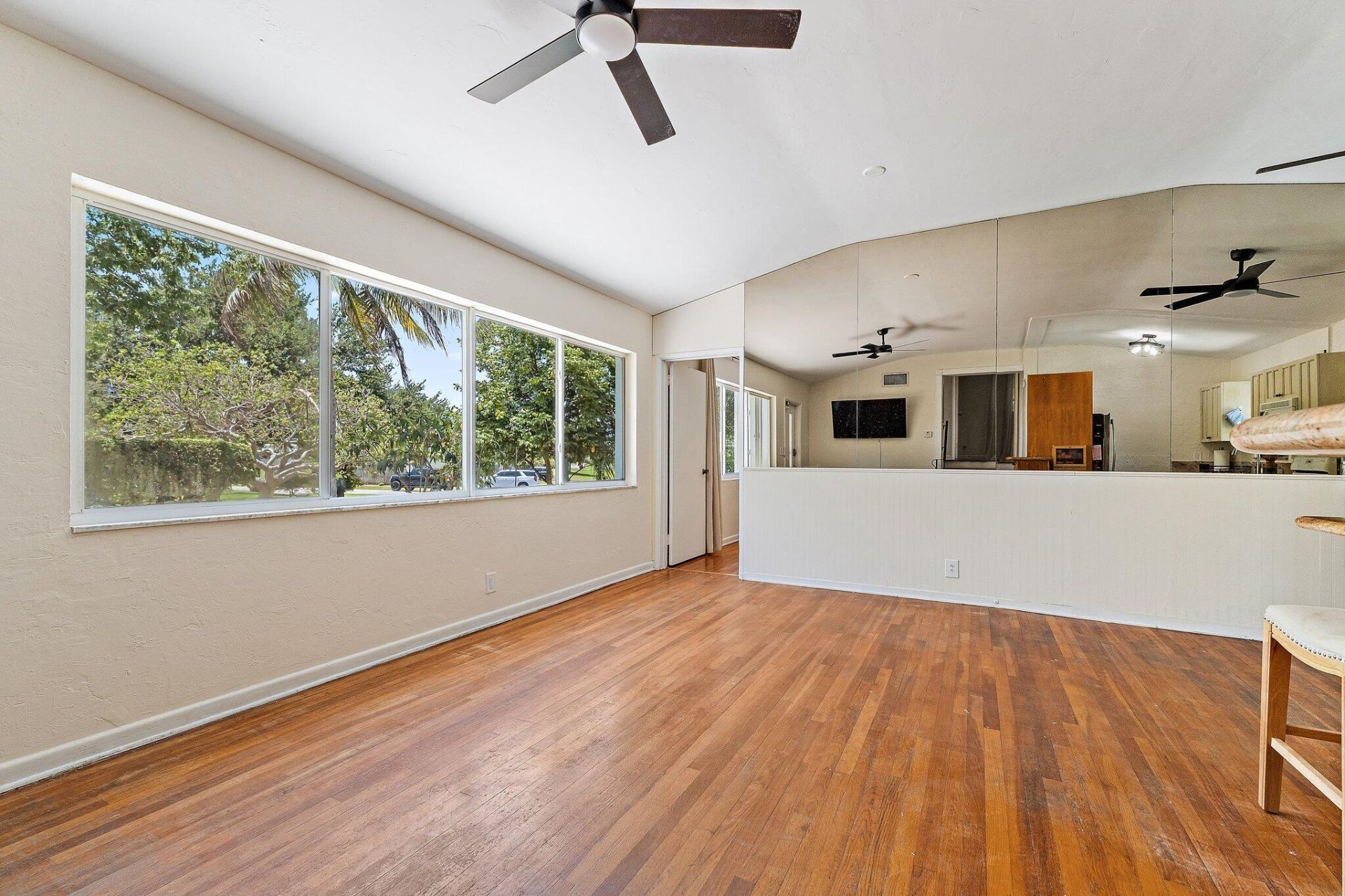 1429 Crest Drive, Lake Worth, FL 33461 Photo