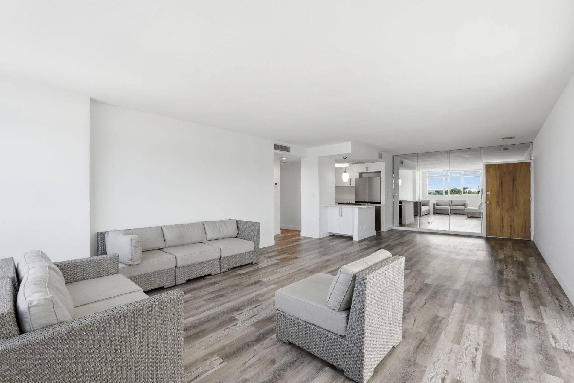2800 N Flagler Drive, Unit 410, West Palm Beach, FL 33407 Photo