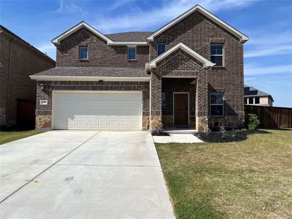 225 Lemley Drive, Fort Worth, TX 76131