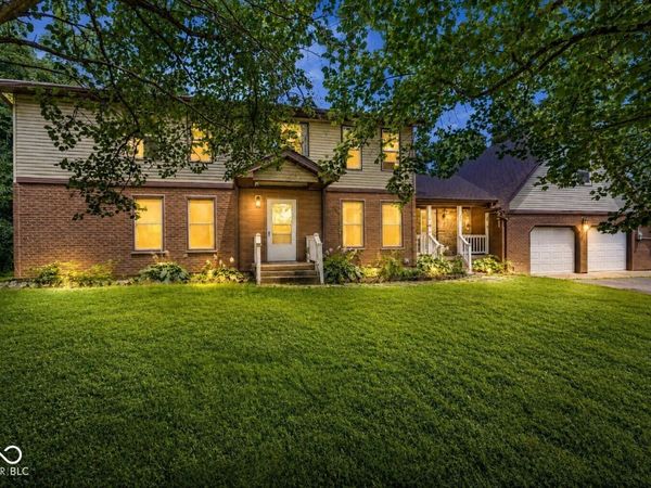 8 Mill Springs, Coatesville, IN 46121