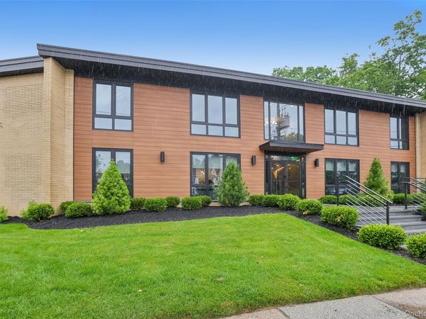 325 Manville Road , Unit 102, Pleasantville, NY 10570