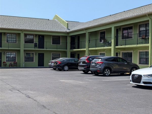 4416 N CLARK AVENUE , Unit 4, TAMPA, FL 33614