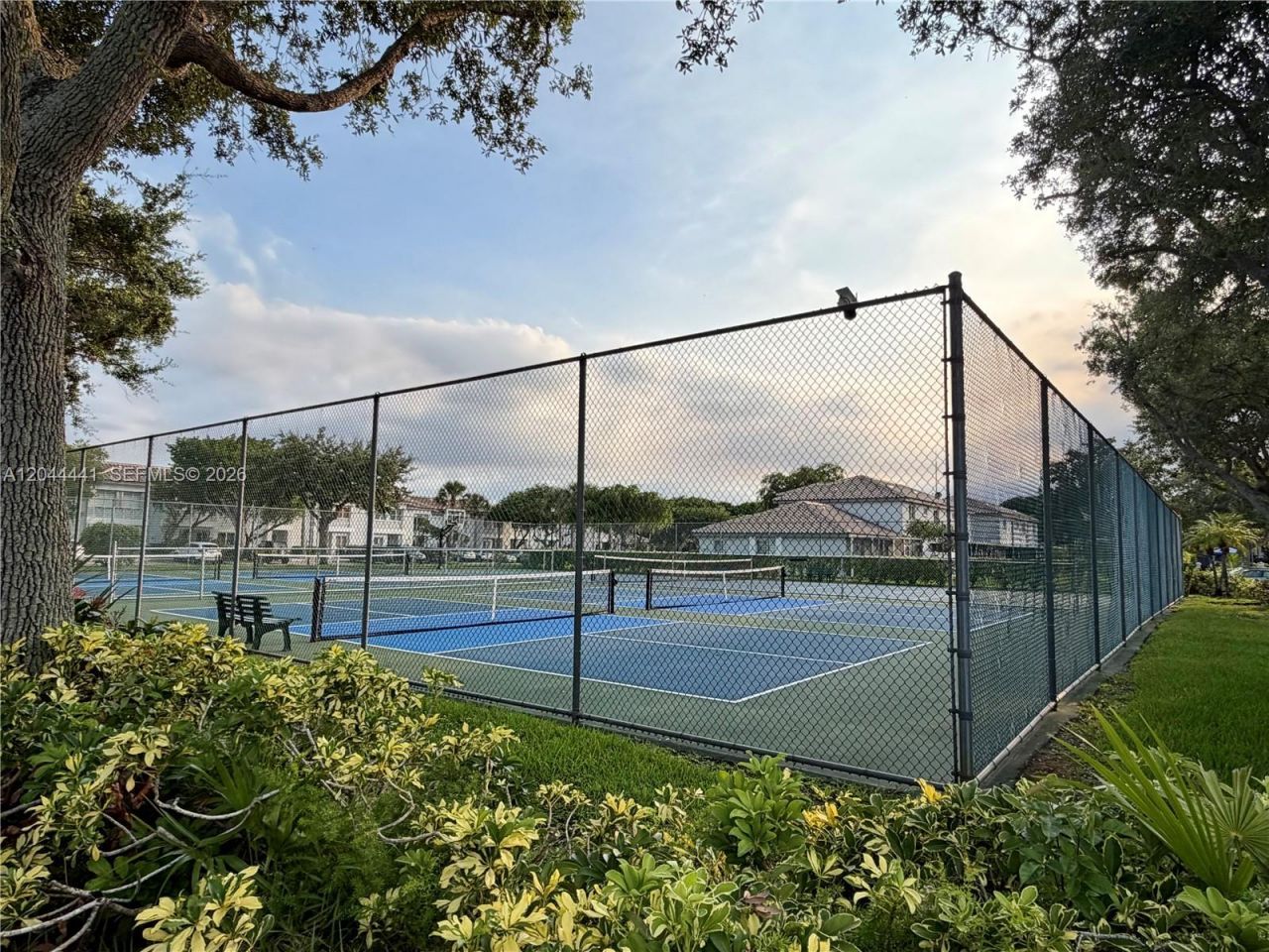 829 NW 208th Way , Pembroke Pines, FL 33029 Photo