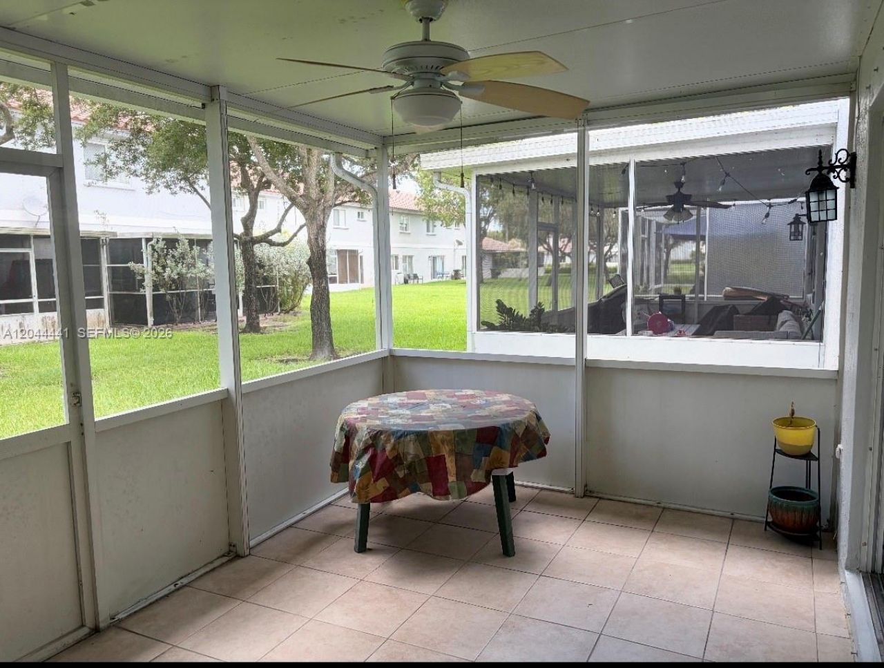 829 NW 208th Way , Pembroke Pines, FL 33029 Photo