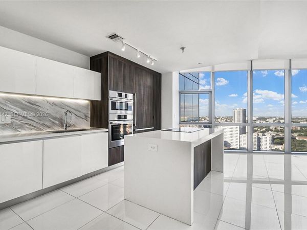 851 NE 1st Ave , Unit 2802, Miami, FL 33132