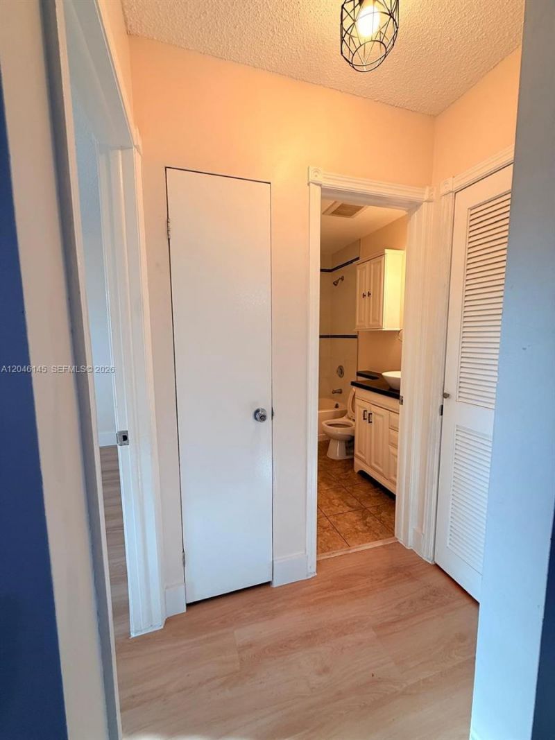 2832 Fillmore St , Unit 20, Hollywood, FL 33020 Photo