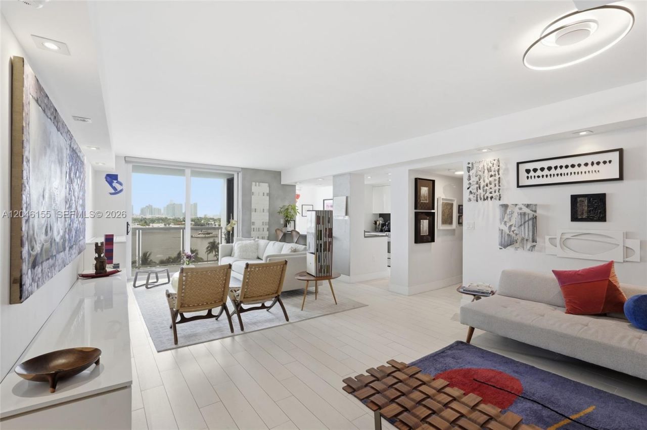 9 Island Ave, Unit 705, Miami Beach, FL 33139 Photo