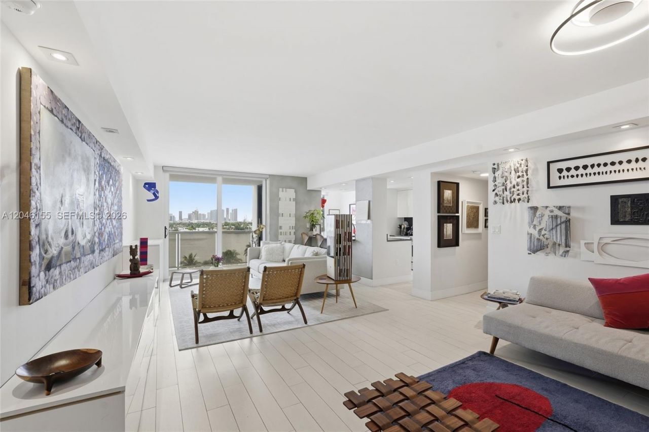 9 Island Ave, Unit 705, Miami Beach, FL 33139 Photo