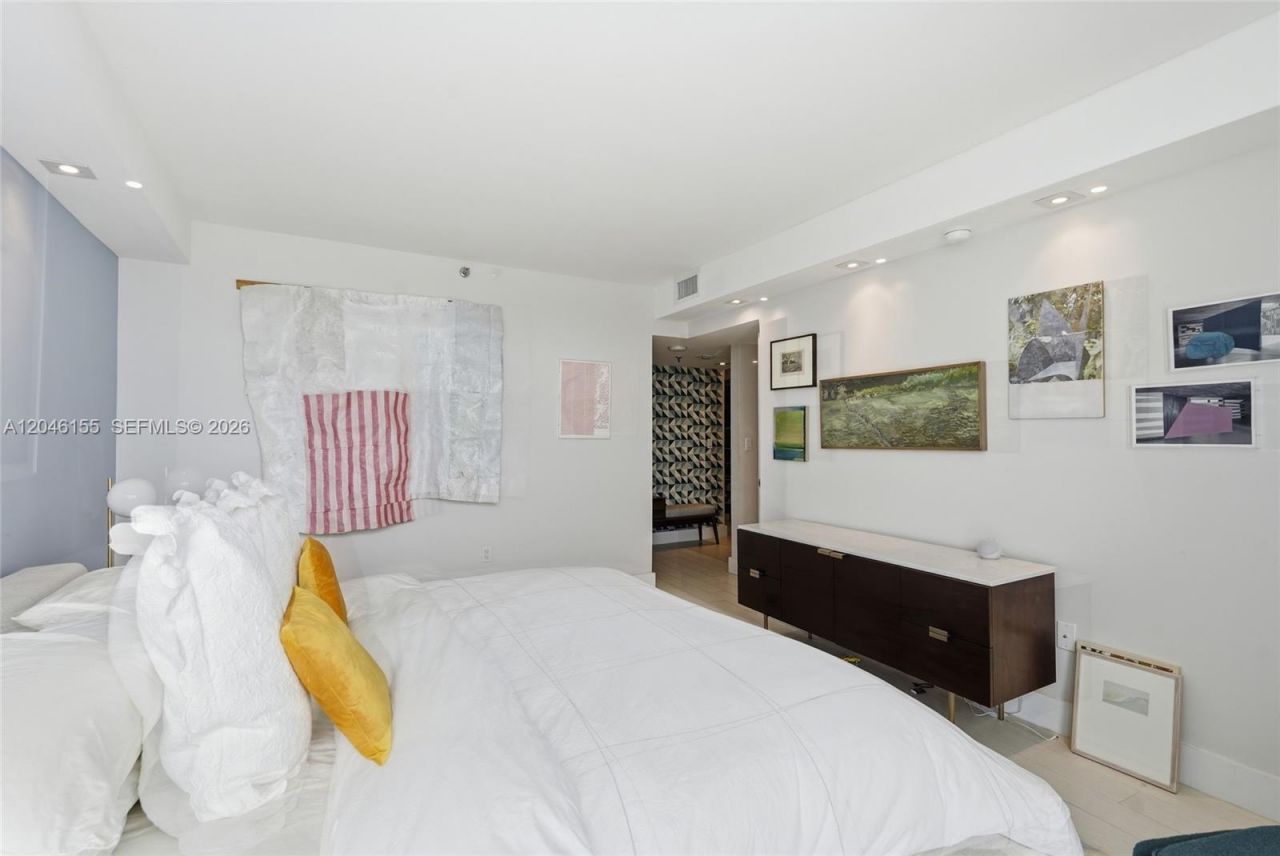 9 Island Ave, Unit 705, Miami Beach, FL 33139 Photo