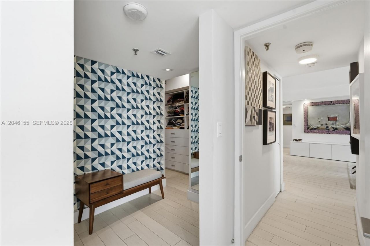 9 Island Ave, Unit 705, Miami Beach, FL 33139 Photo