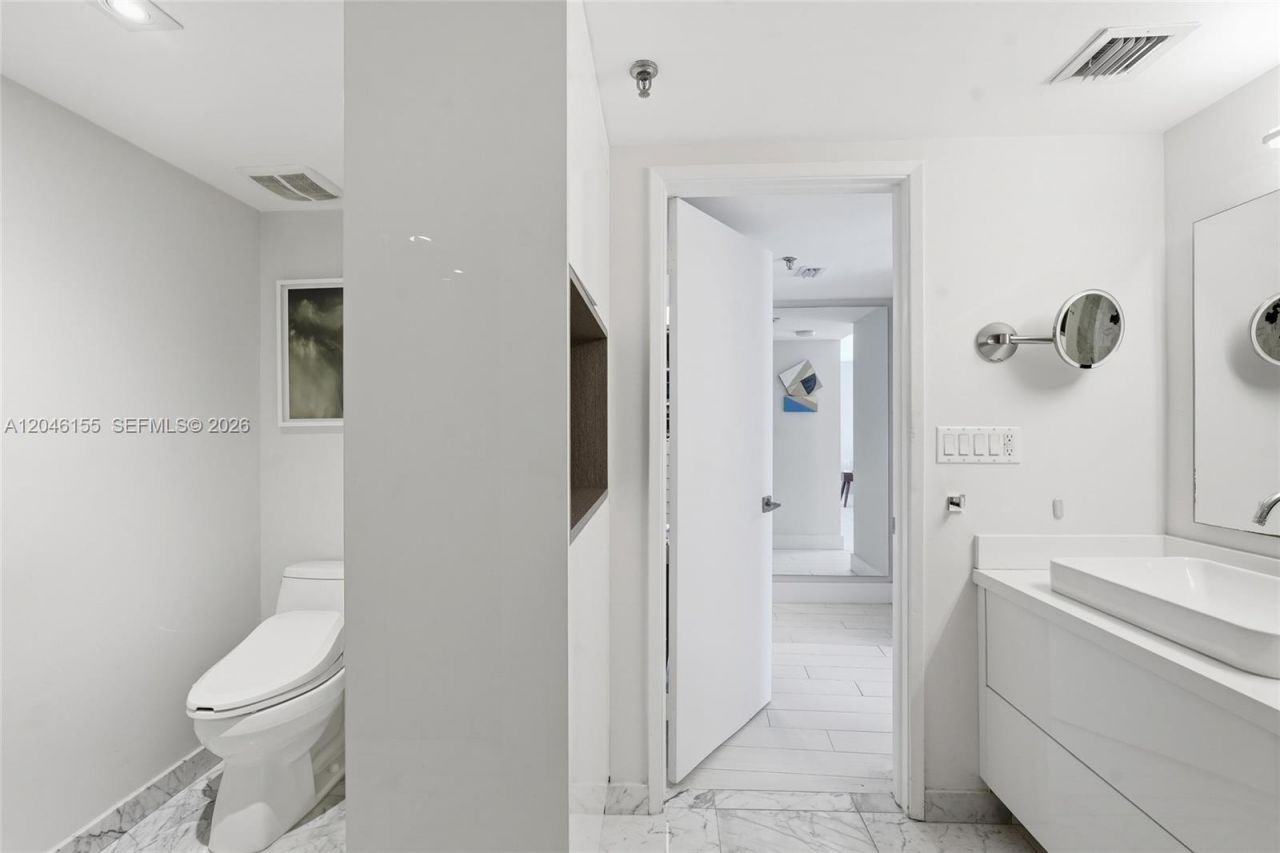 9 Island Ave, Unit 705, Miami Beach, FL 33139 Photo