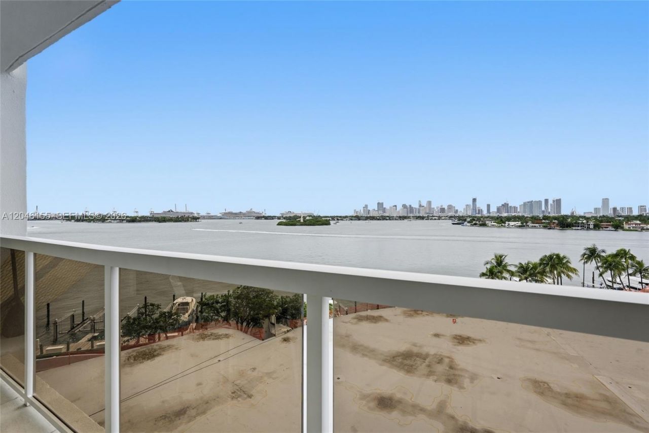 9 Island Ave, Unit 705, Miami Beach, FL 33139 Photo