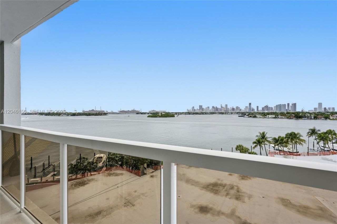 9 Island Ave, Unit 705, Miami Beach, FL 33139 Photo