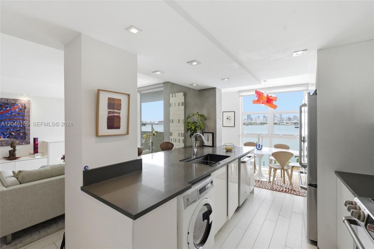 9 Island Ave, Unit 705, Miami Beach, FL 33139 Photo