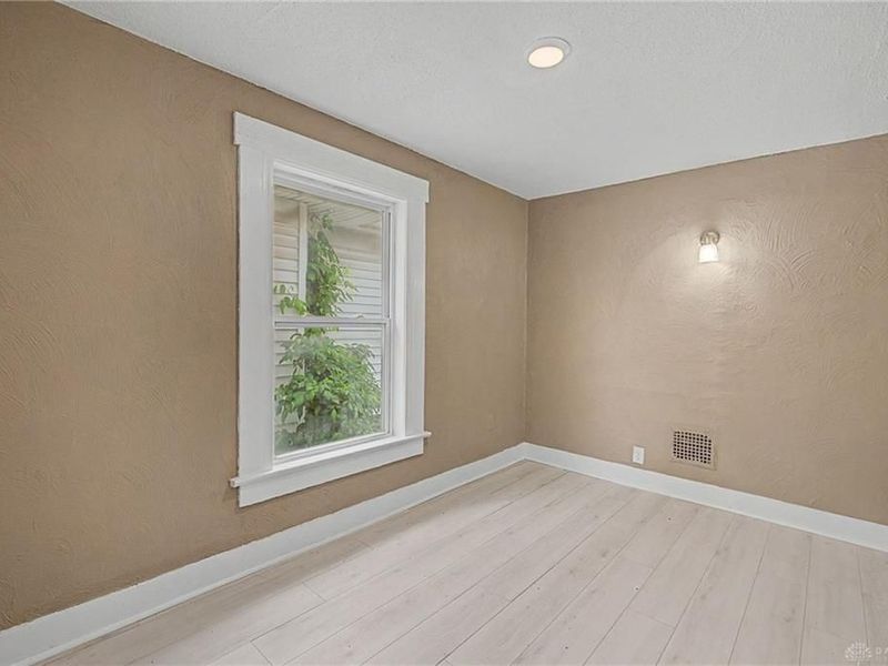 1705 W 5th, Dayton, OH 45417 Photo 27