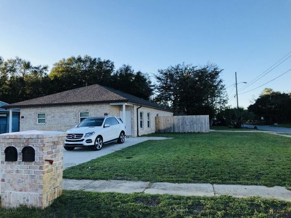 23 NE Jackson Street, Fort Walton Beach, FL 32548