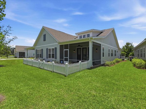 211 Camellia Oaks Avenue, Tallahassee, FL 32317