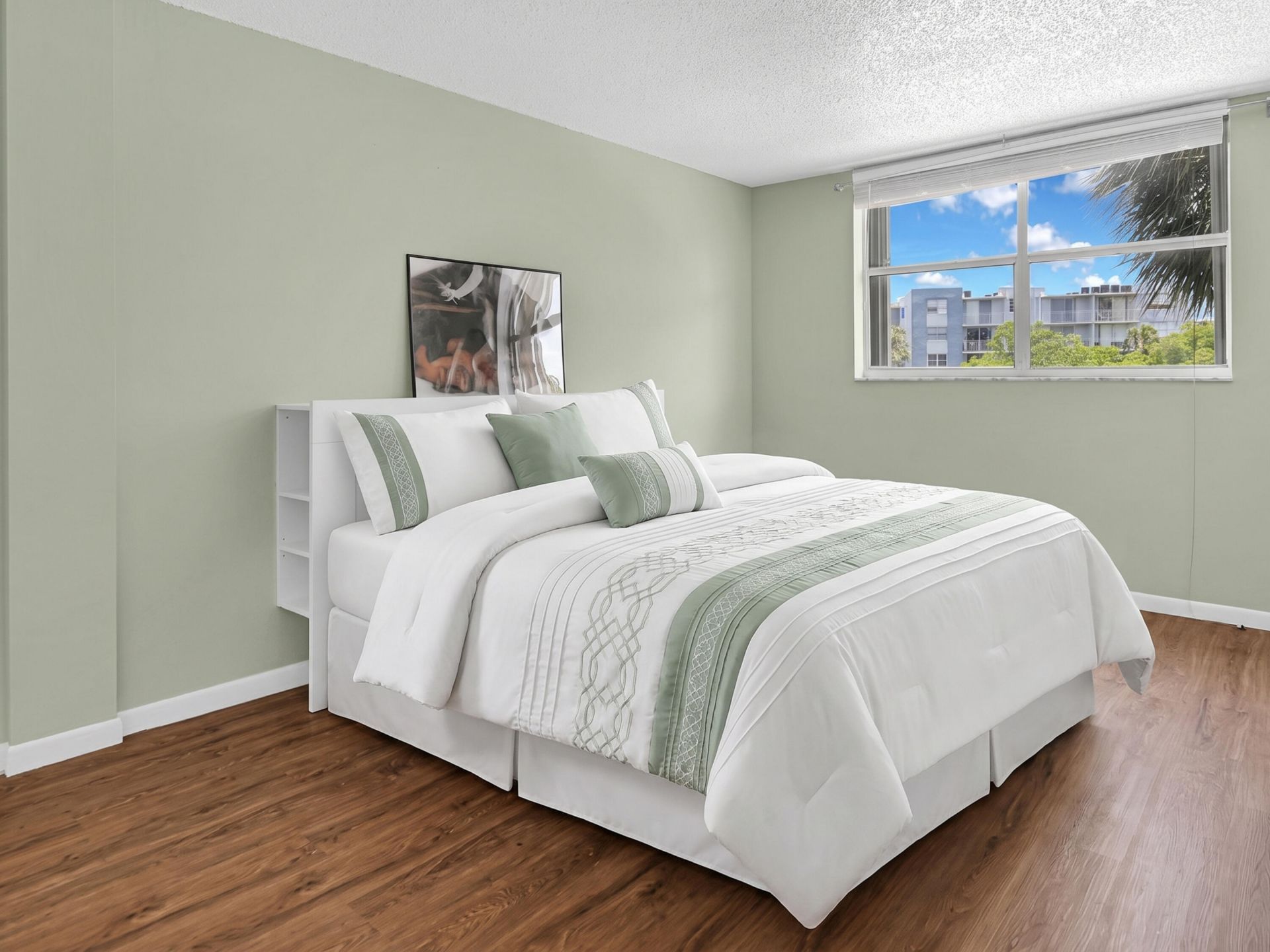 500 Executive Center Drive, Unit 3i, West Palm Beach, FL 33401 Photo