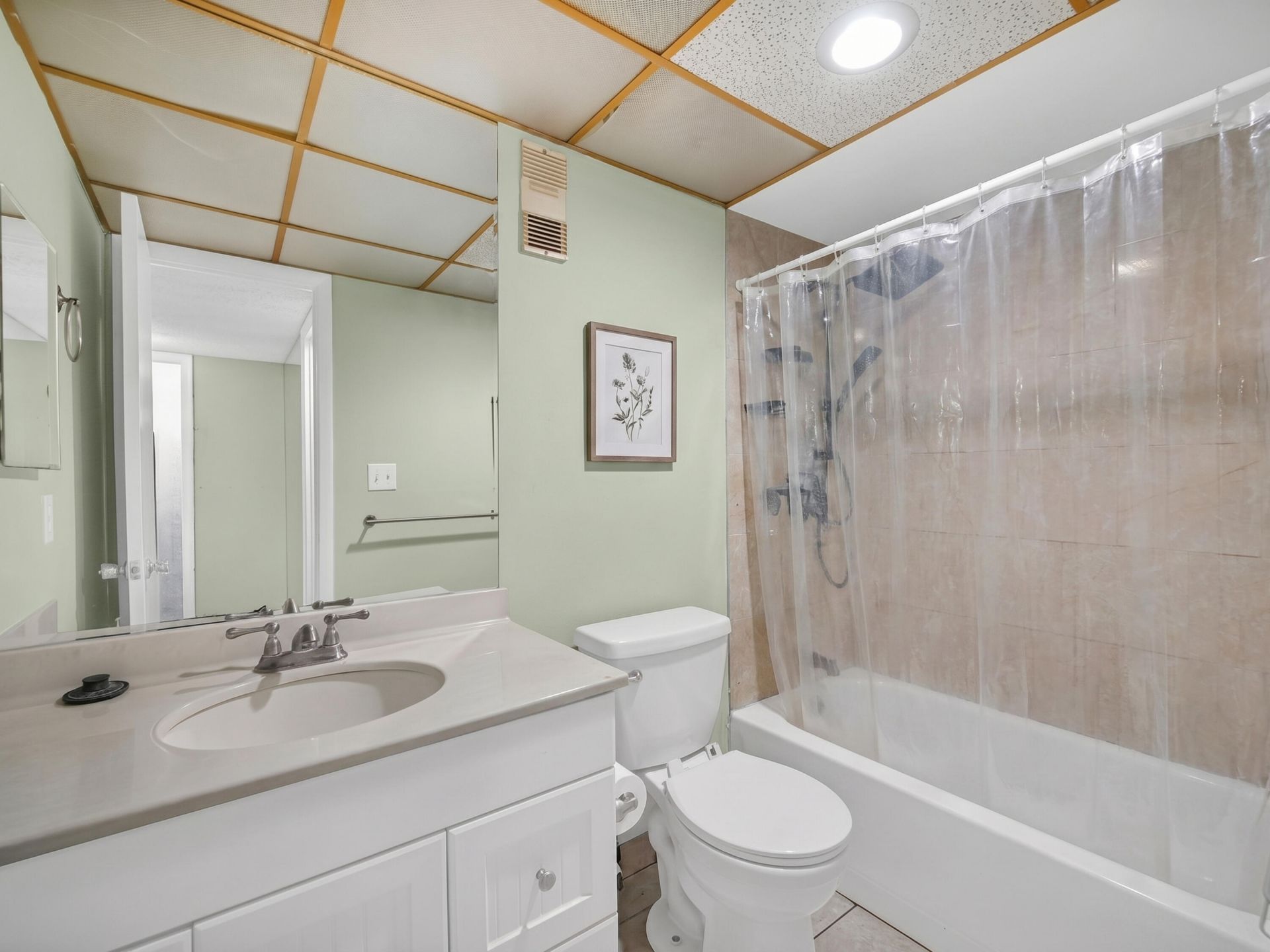 500 Executive Center Drive, Unit 3i, West Palm Beach, FL 33401 Photo
