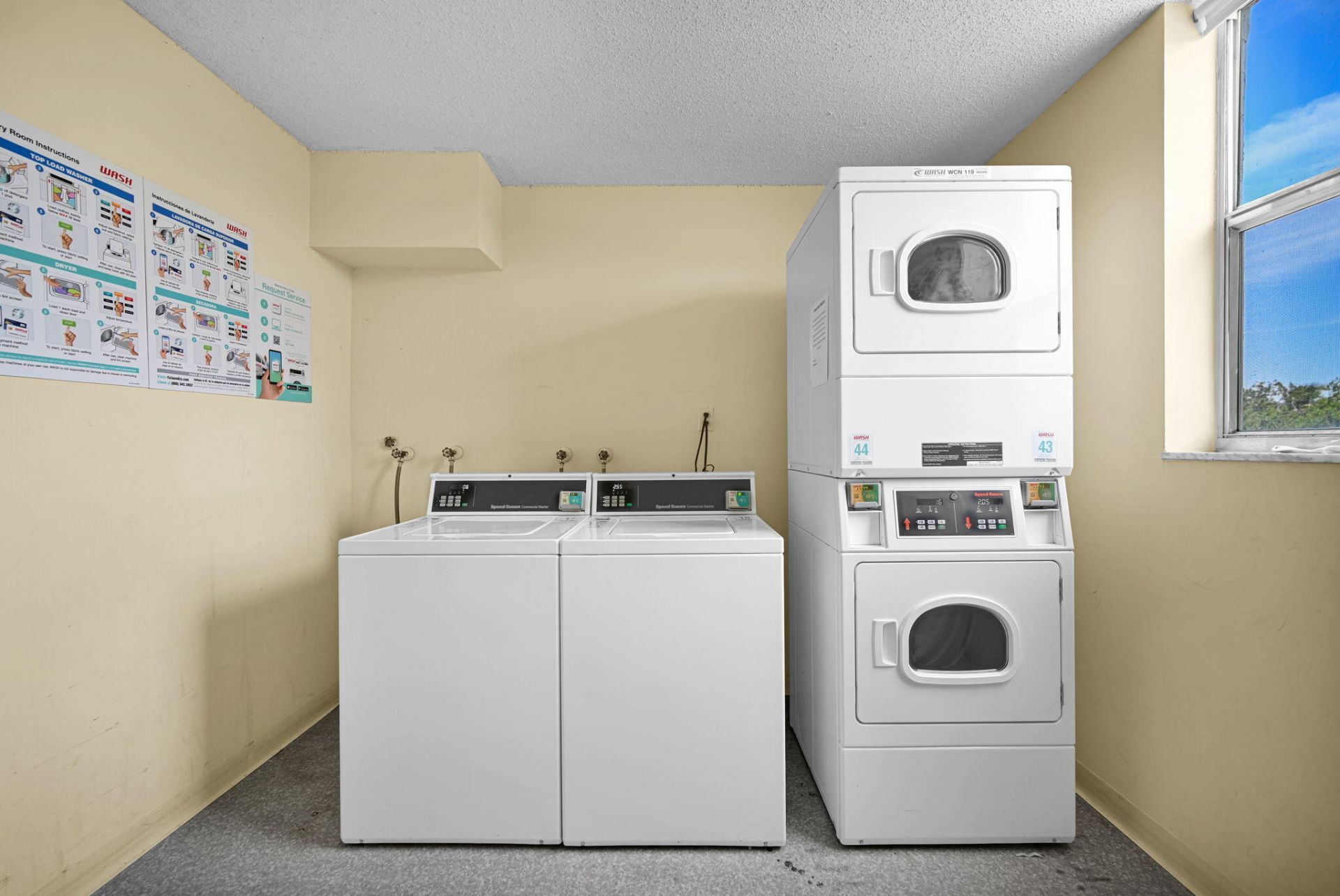 500 Executive Center Drive, Unit 3i, West Palm Beach, FL 33401 Photo