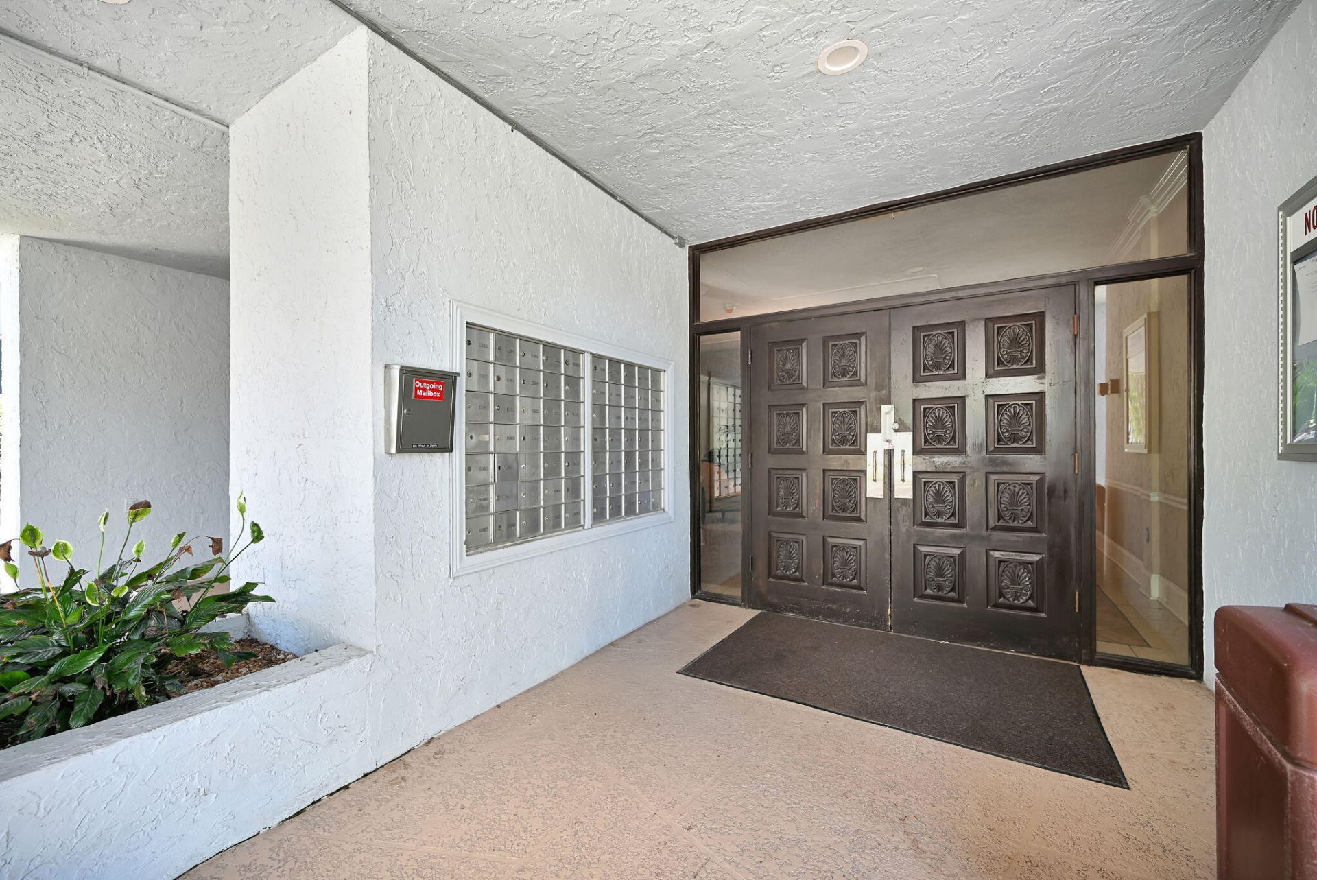 500 Executive Center Drive, Unit 3i, West Palm Beach, FL 33401 Photo
