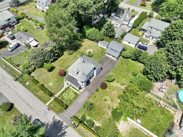 12 Pacific Avenue, Nanuet, NY 10954