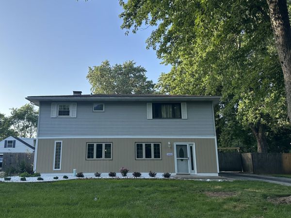 3422 E 74th Avenue , Merrillville, IN 46410