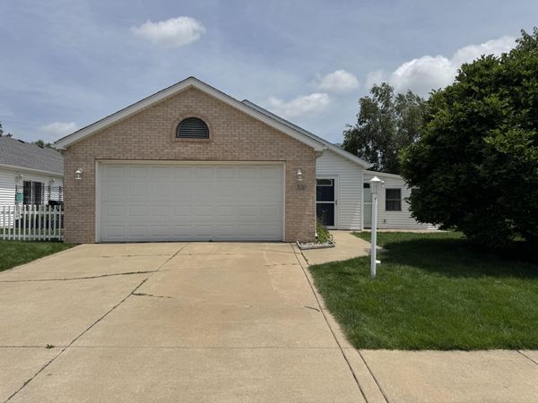 326 Brown Court , Chesterton, IN 46304
