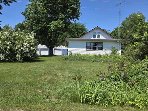 7177 8th Ave N, Clearfield, WI 53950