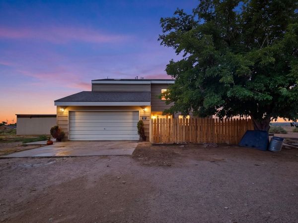 14 N Juan Road SW, Los Lunas, NM 87031