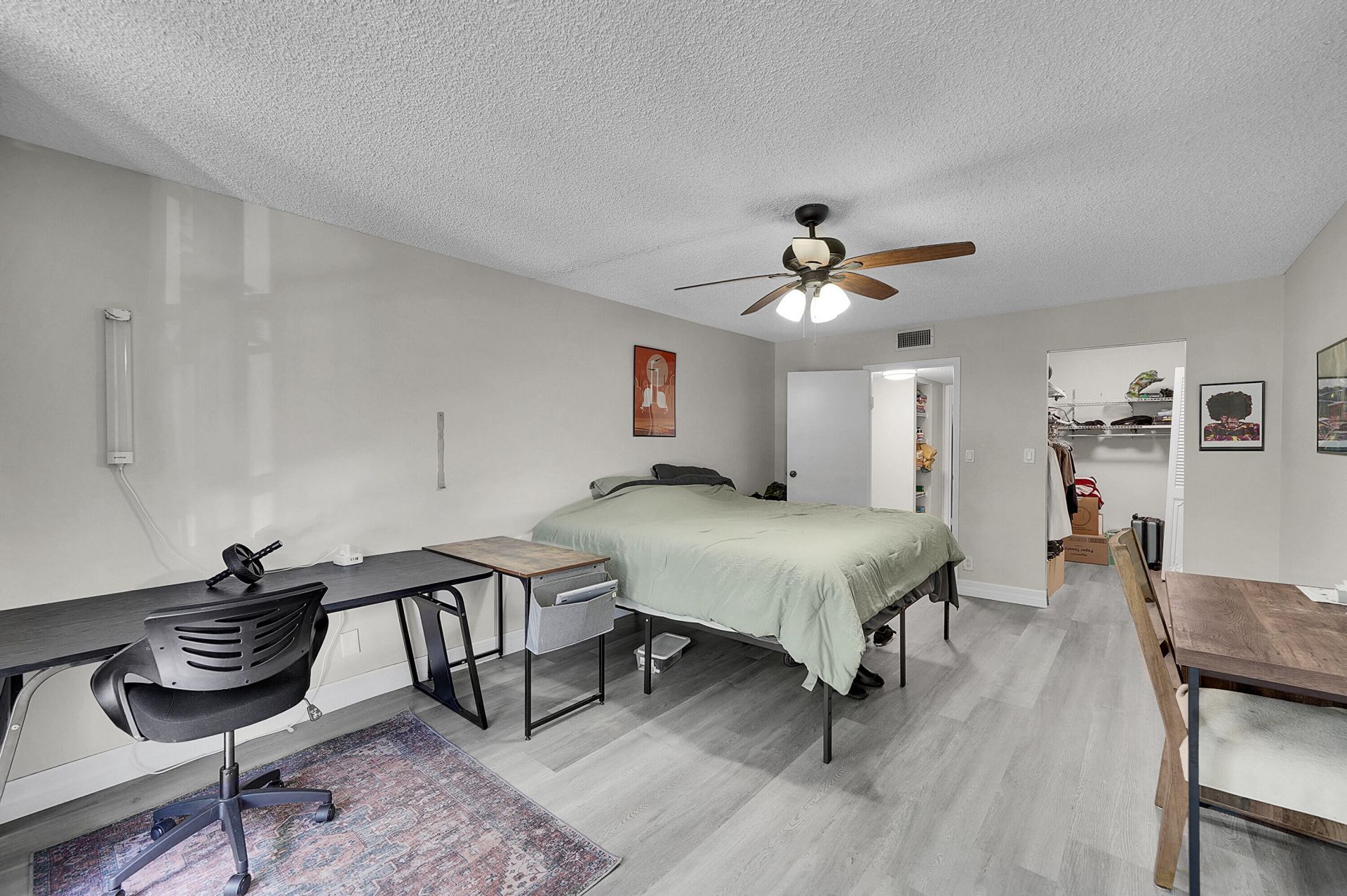 1000 Parkview Drive, Unit 306, Hallandale Beach, FL 33009 Photo