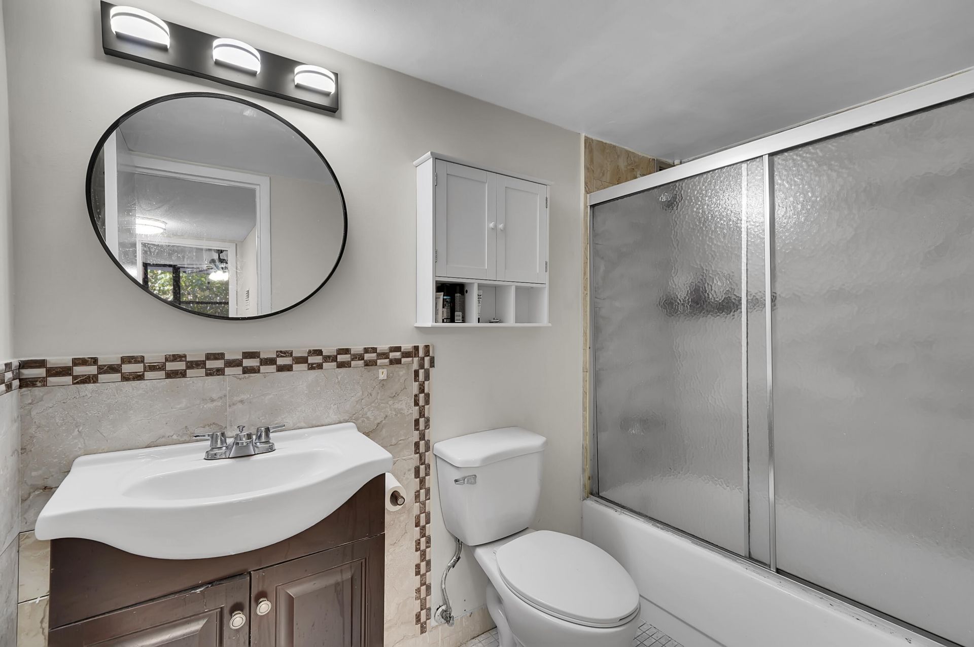 1000 Parkview Drive, Unit 306, Hallandale Beach, FL 33009 Photo