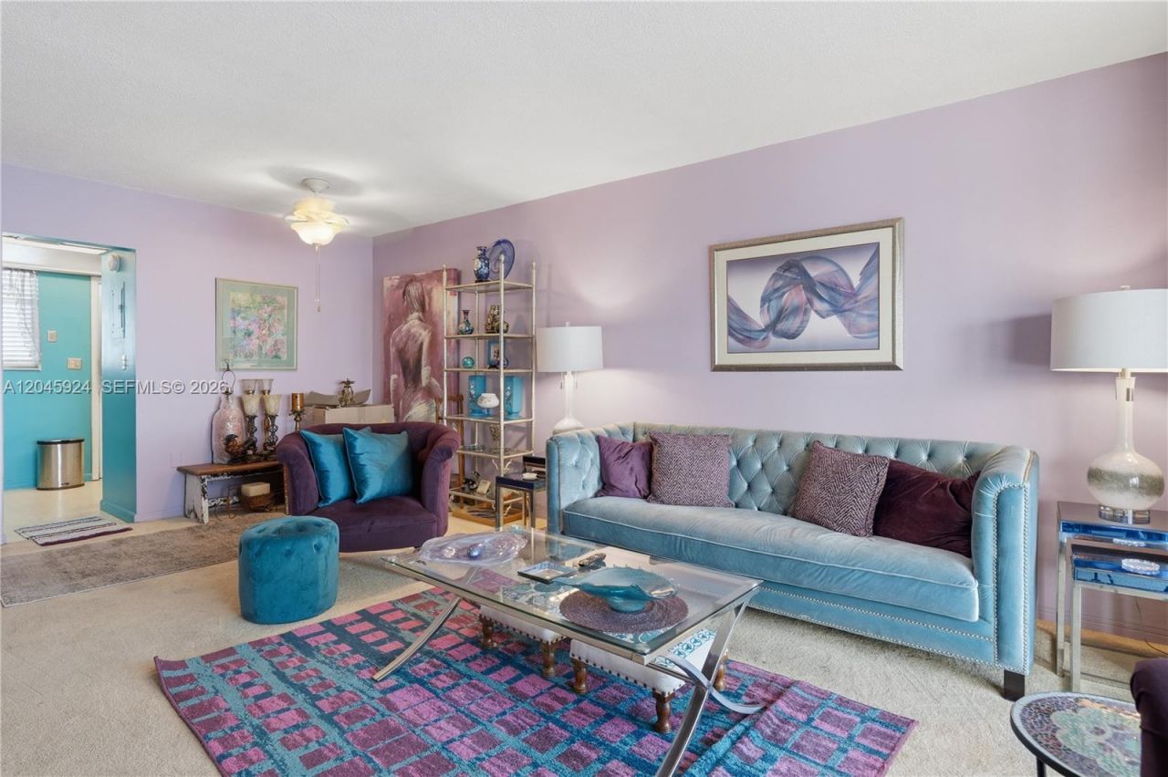3000 Marcos Dr, Unit P612, Aventura, FL 33160 Photo
