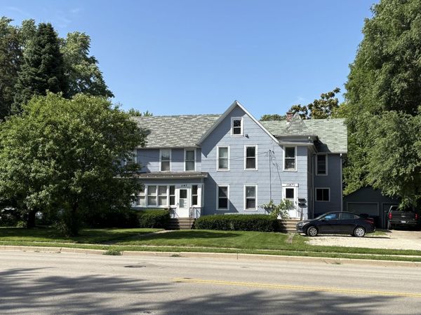 1147 E Lincoln Highway , DeKalb, IL 60115